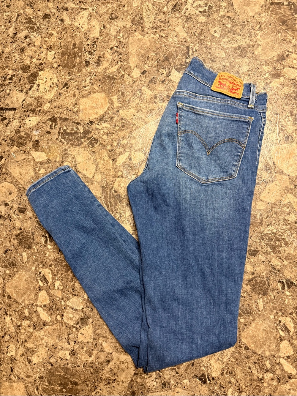 Women’s Levi Jeans